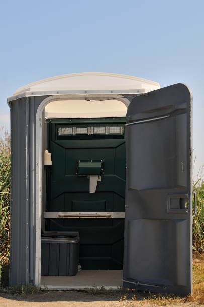 Best Emergency porta potty rental  in Long Beach, WA